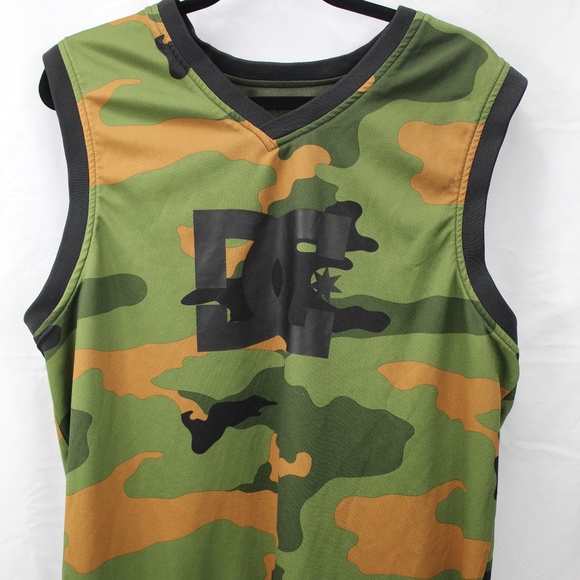 DCSC Shirts Dc Shoe Co Reversible Camo Sleeveless Tank DCSC Shirts Dc Shoe Co Reversible Camo Sleeveless Tank